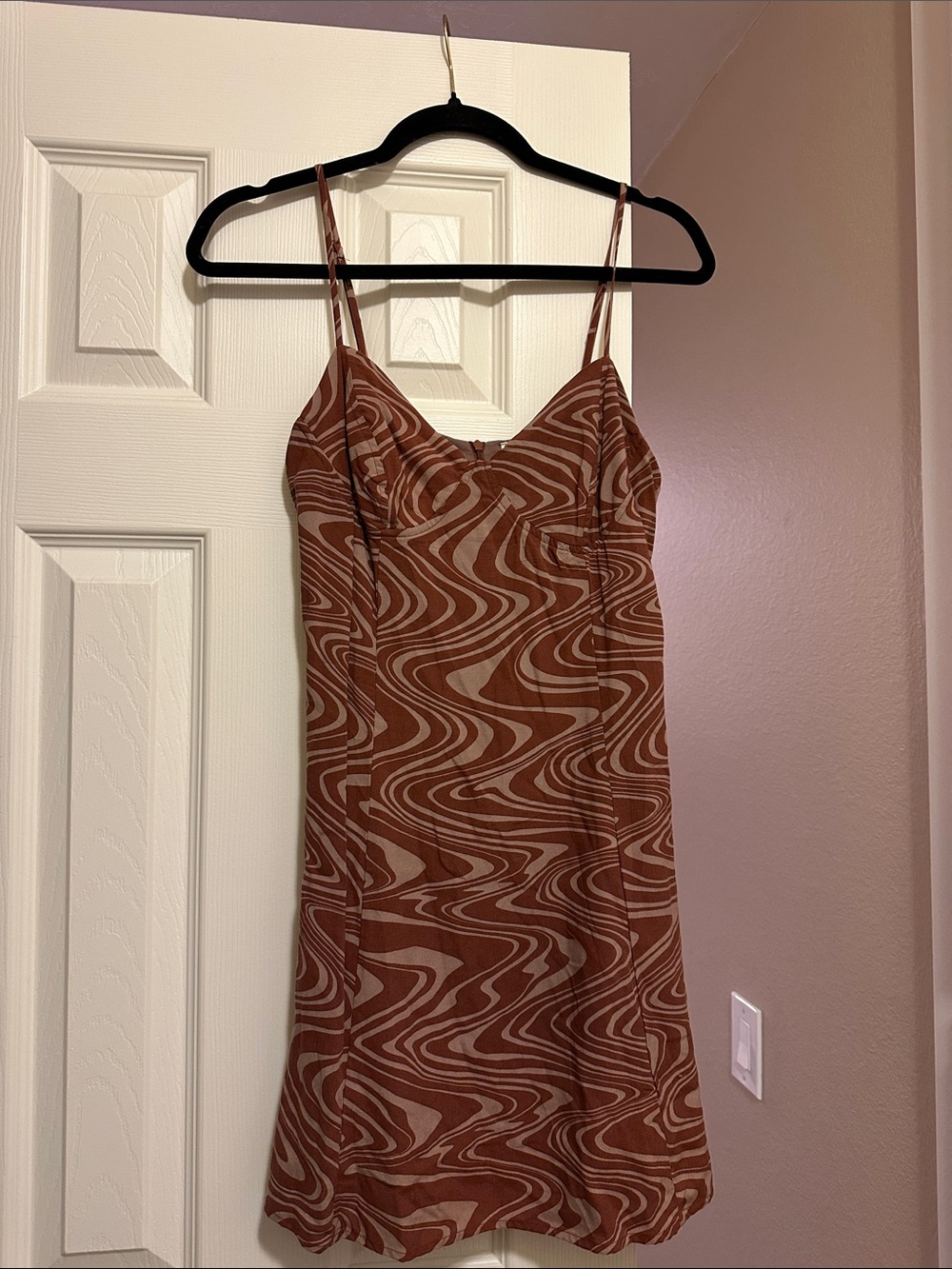 Y2K Swirl Print Brown Mini Slip Dress with Spaghetti Straps